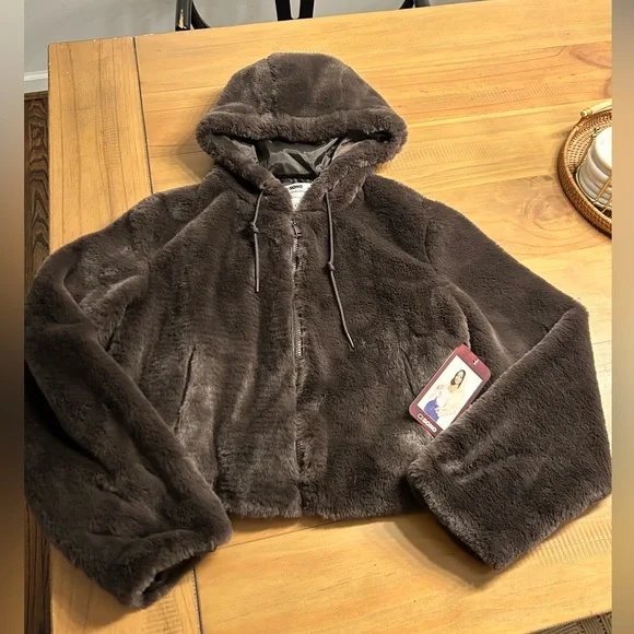 NWT Ci Sono Faux Fur Jacket - Picture 2 of 3